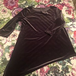 Chico’s Travelers Charcoal Gray Asymetric Tunic